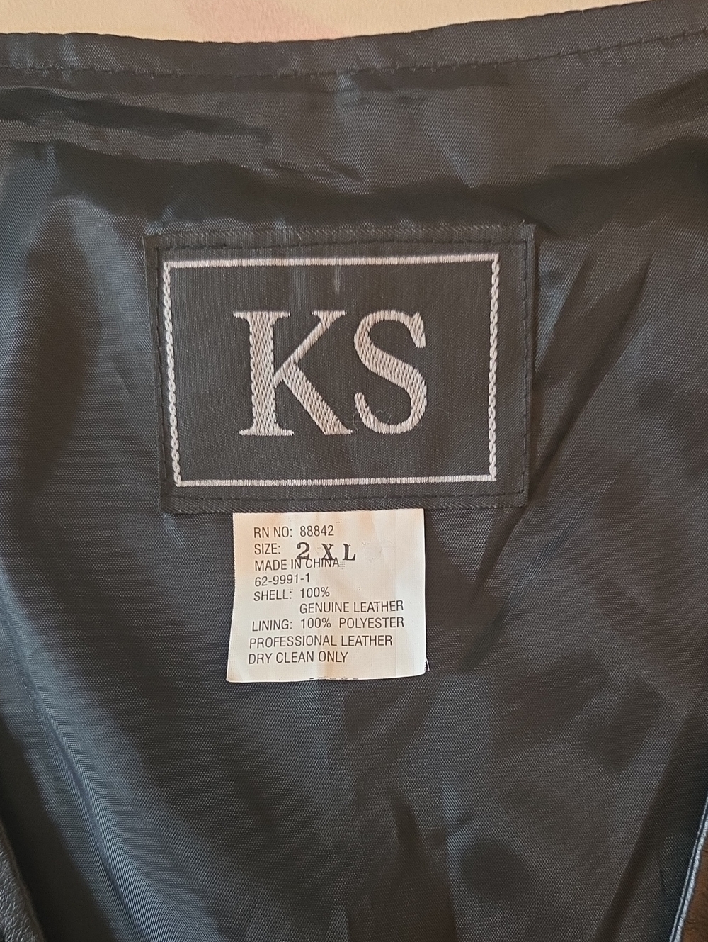 Vintage KS Genuine Black Leather Snap-Front Vest 2XL Halloween Costume - Picture 4 of 6